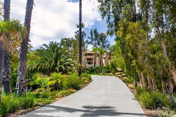 5 Buckskin Road Bell Canyon, CA 91307
