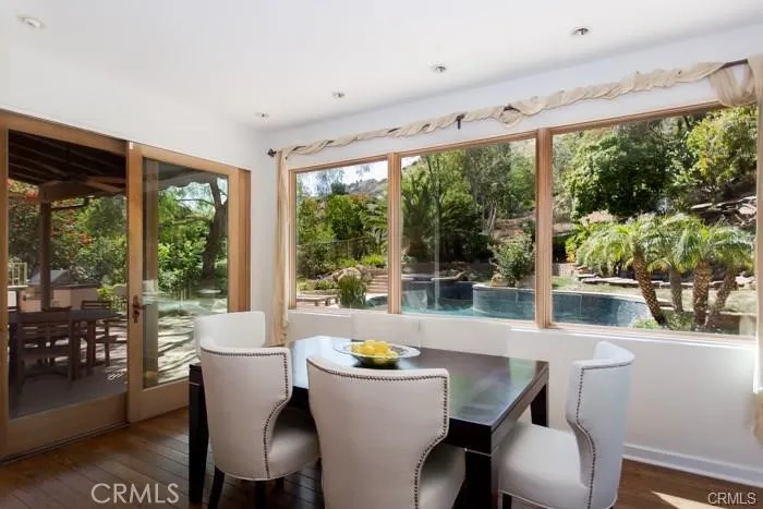 5 Buckskin Road Bell Canyon, CA 91307
