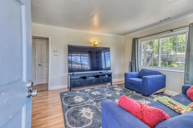 1212 Waring Street Seaside, CA 93955