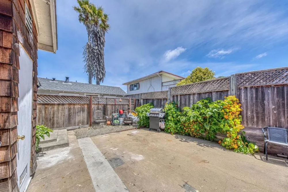1212 Waring Street Seaside, CA 93955