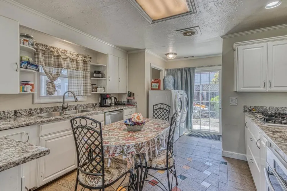 1212 Waring Street Seaside, CA 93955