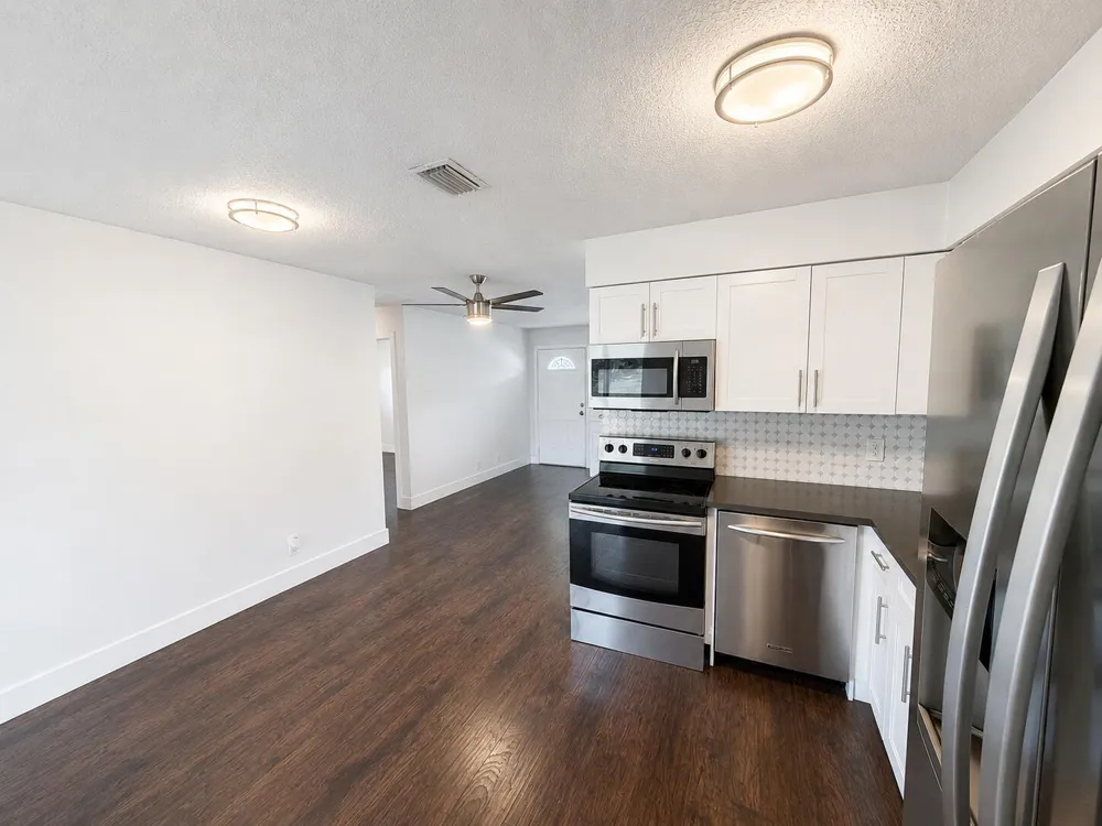 2821 Duke Lane Delray Beach, FL 33445
