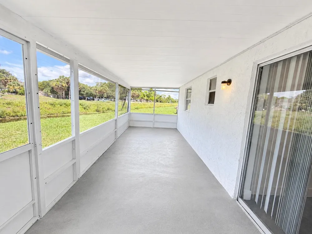 2821 Duke Lane Delray Beach, FL 33445