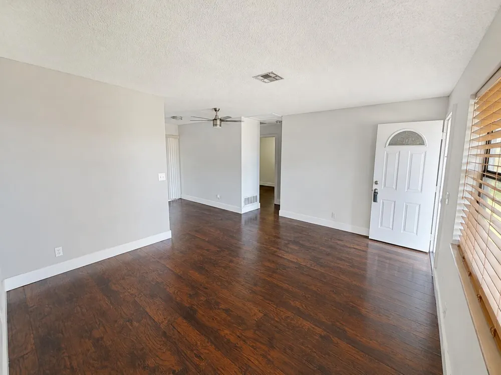 2821 Duke Lane Delray Beach, FL 33445