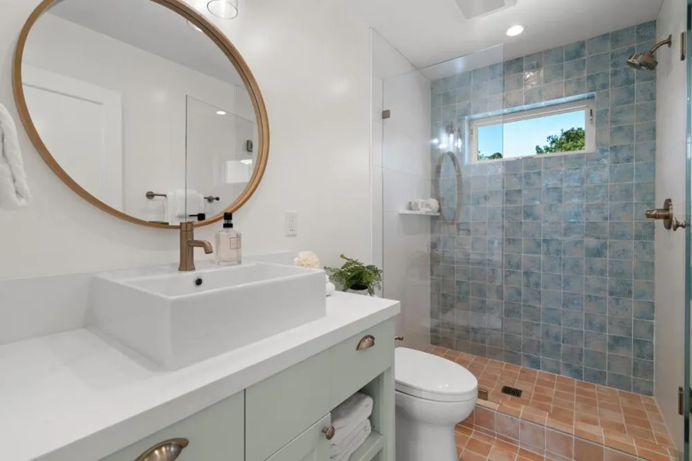 413 Capitola Avenue Capitola, CA 95010