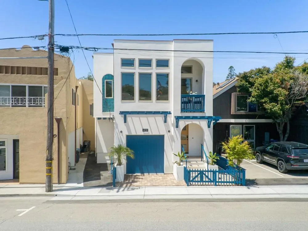 413 Capitola Avenue Capitola, CA 95010
