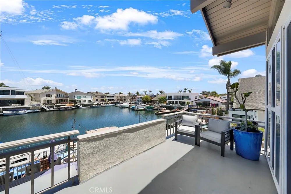 16266 Tisbury Huntington Beach, CA 92649