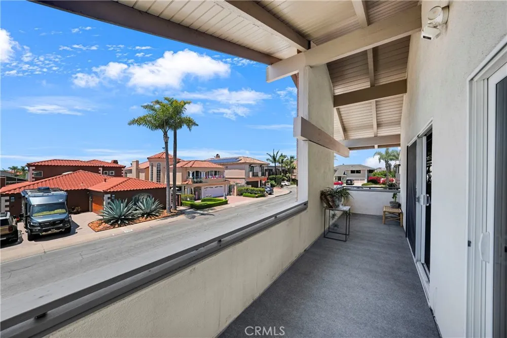 16266 Tisbury Huntington Beach, CA 92649