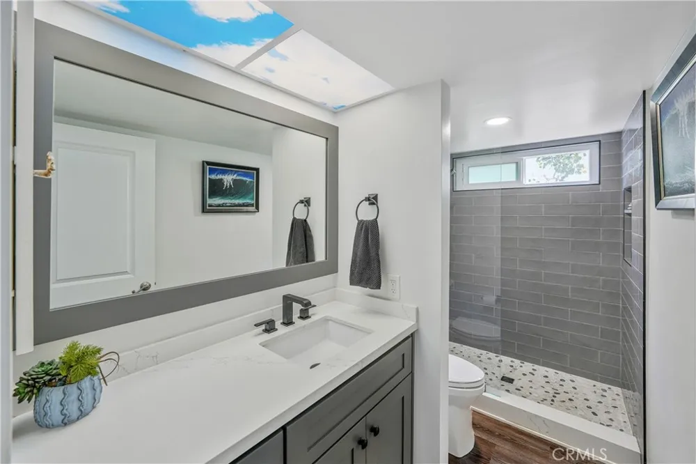 16266 Tisbury Huntington Beach, CA 92649
