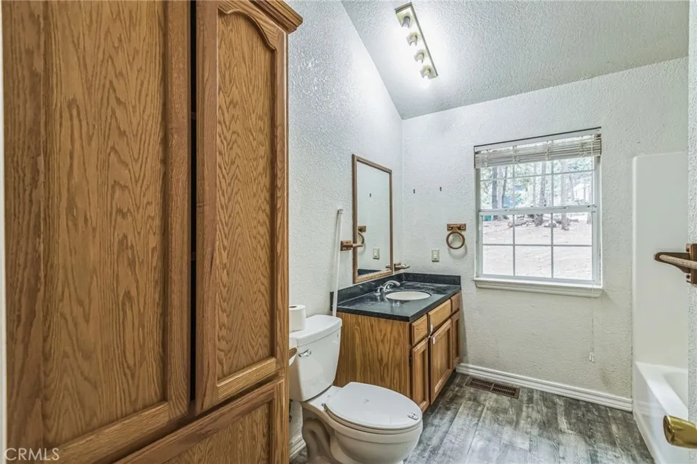 6337 Amherst Way Magalia, CA 95954