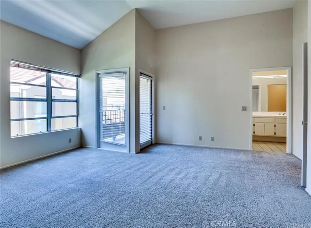 36 Lehigh Aisle Irvine, CA 92612
