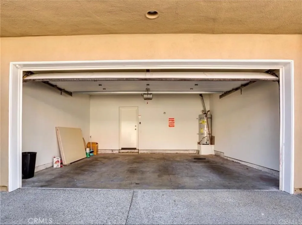 36 Lehigh Aisle Irvine, CA 92612