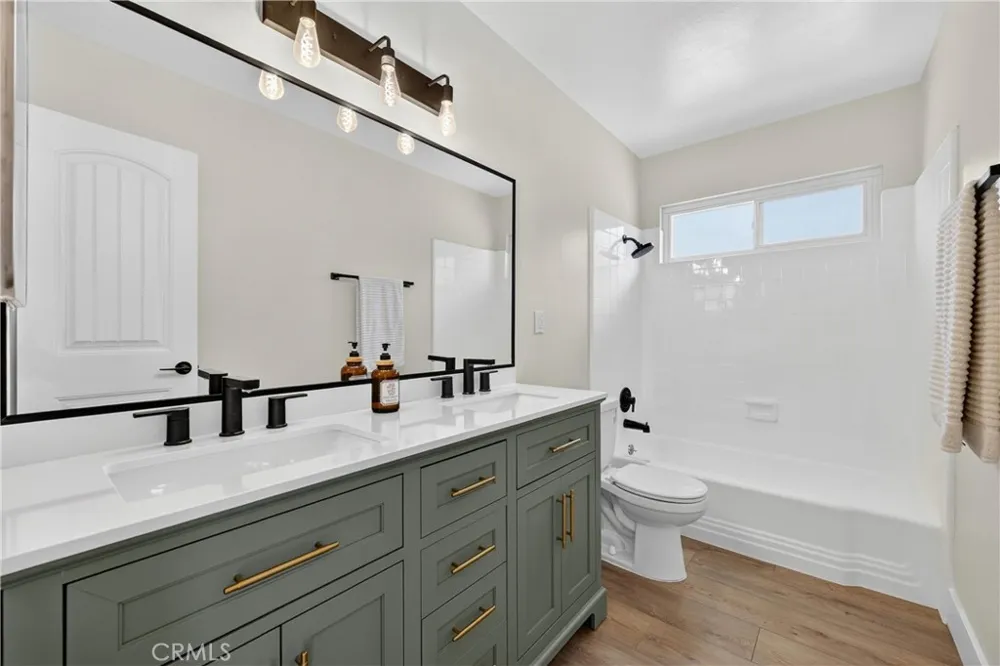 587 Sycamore Avenue Claremont, CA 91711