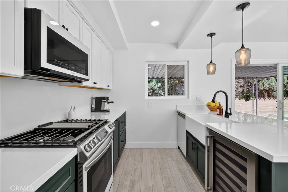 587 Sycamore Avenue Claremont, CA 91711