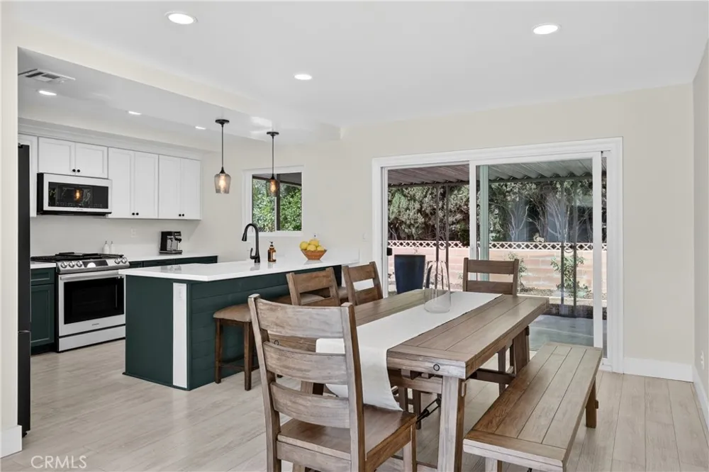 587 Sycamore Avenue Claremont, CA 91711