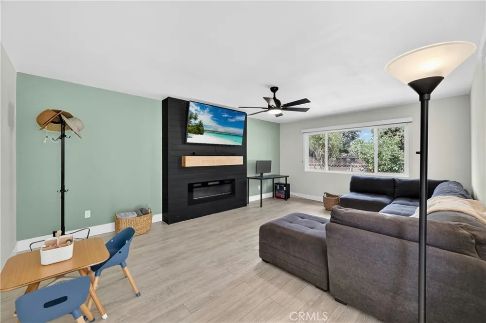 587 Sycamore Avenue Claremont, CA 91711