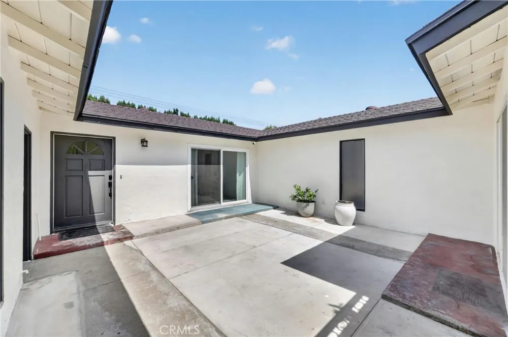 587 Sycamore Avenue Claremont, CA 91711