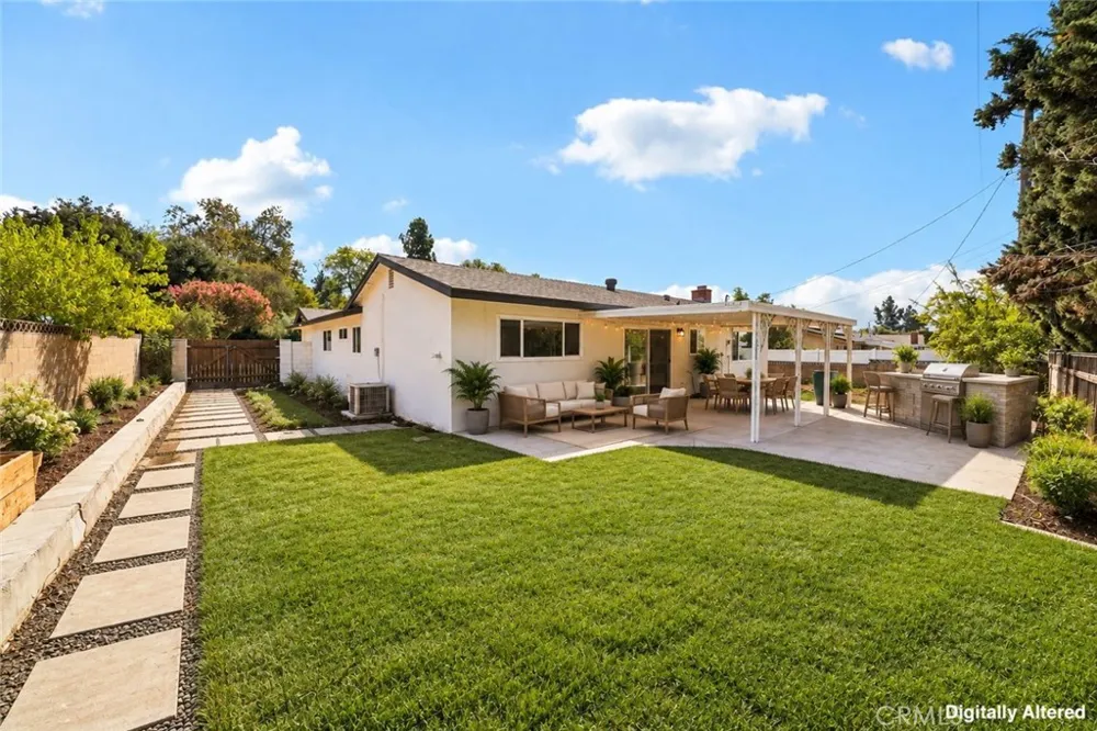 587 Sycamore Avenue Claremont, CA 91711
