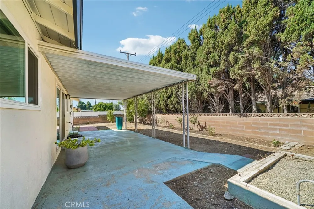 587 Sycamore Avenue Claremont, CA 91711