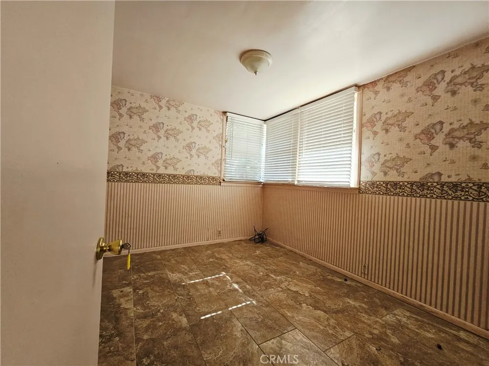 186 5th Avenue Monrovia, CA 91016