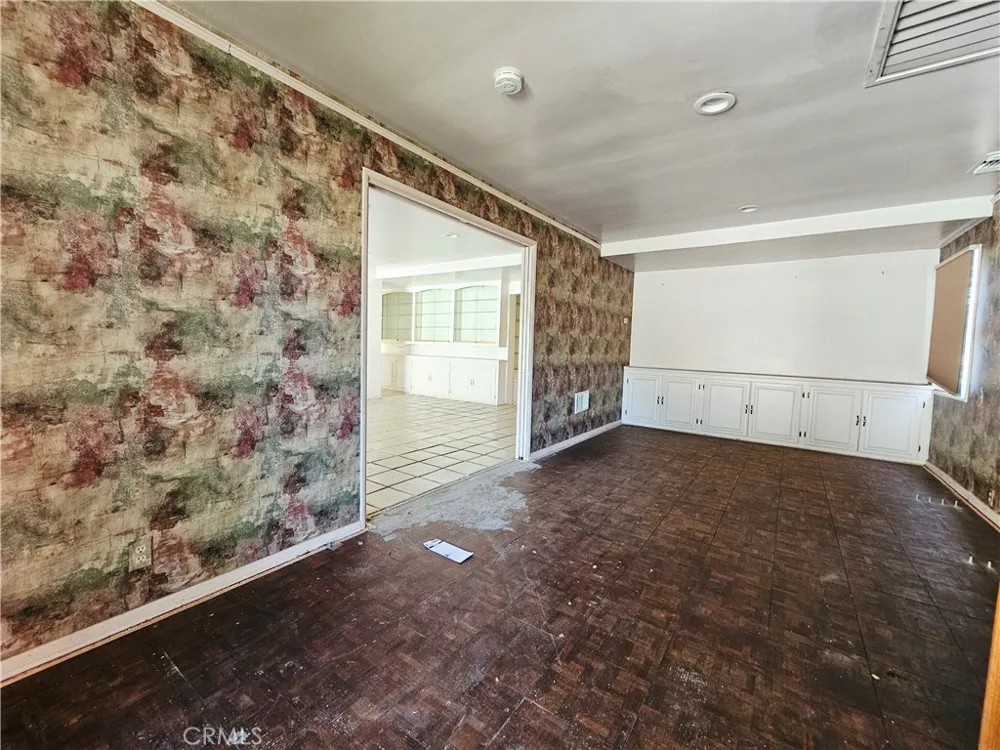 186 5th Avenue Monrovia, CA 91016