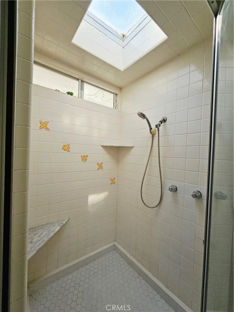 186 5th Avenue Monrovia, CA 91016