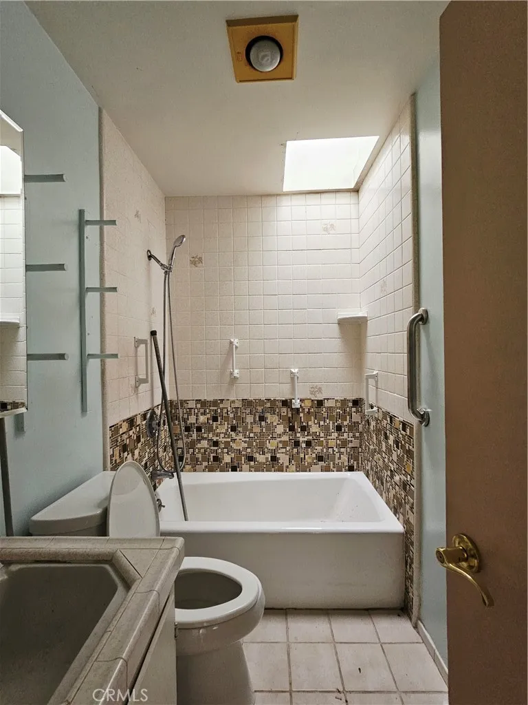 186 5th Avenue Monrovia, CA 91016