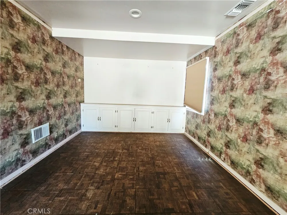 186 5th Avenue Monrovia, CA 91016