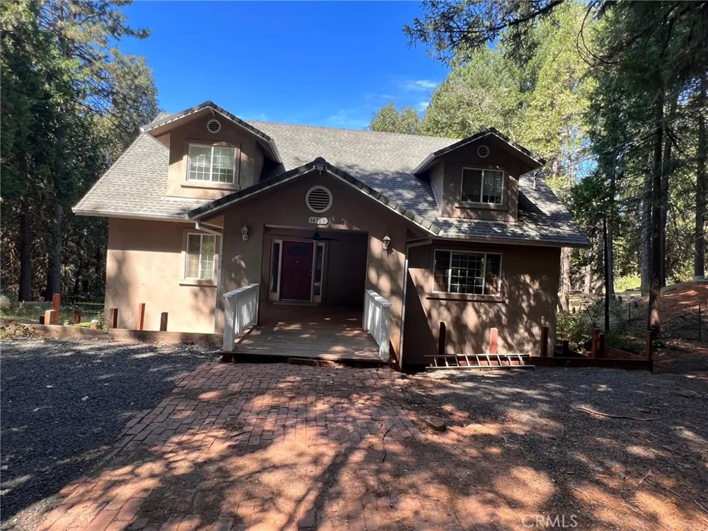 14385 Holmwood Magalia, CA 95954