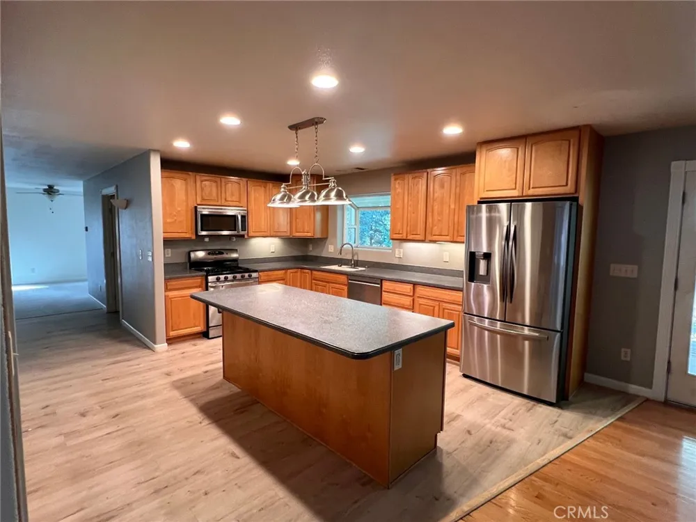 14385 Holmwood Magalia, CA 95954