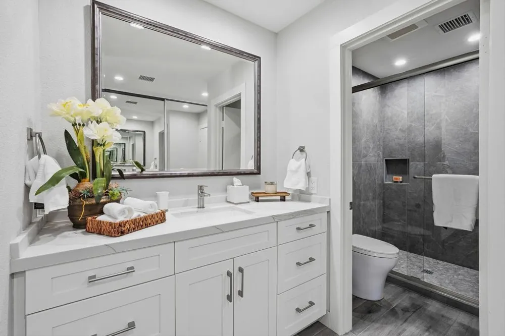 48963 Canyon Crest Lane Palm Desert, CA 92260