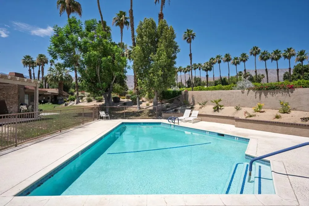 48963 Canyon Crest Lane Palm Desert, CA 92260