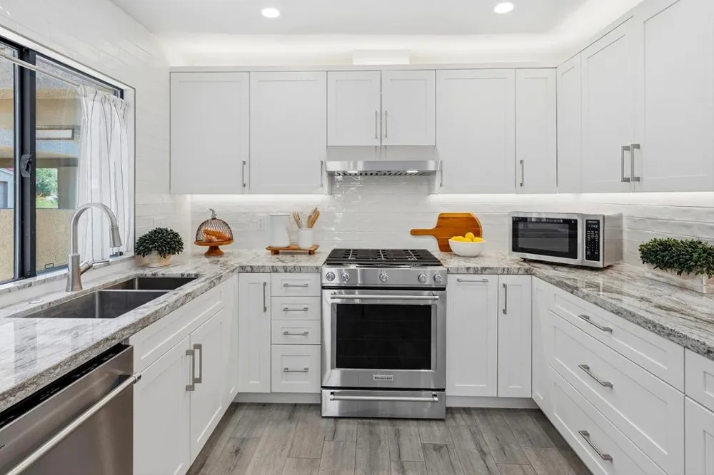 48963 Canyon Crest Lane Palm Desert, CA 92260