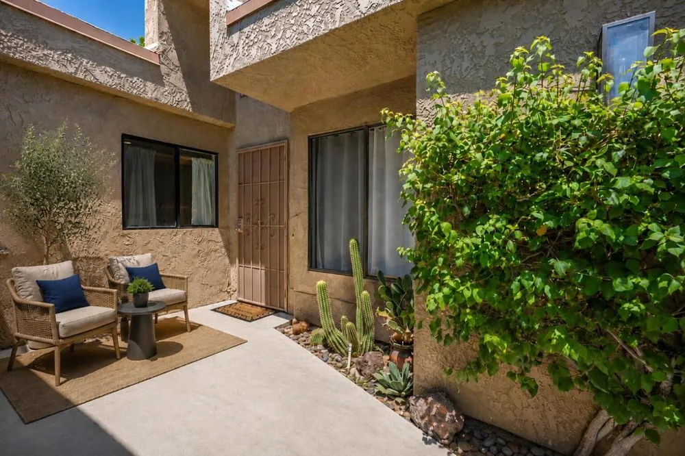 48963 Canyon Crest Lane Palm Desert, CA 92260