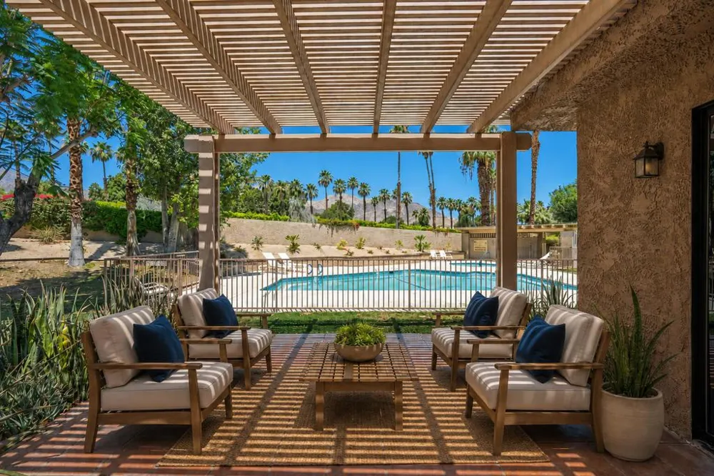 48963 Canyon Crest Lane Palm Desert, CA 92260