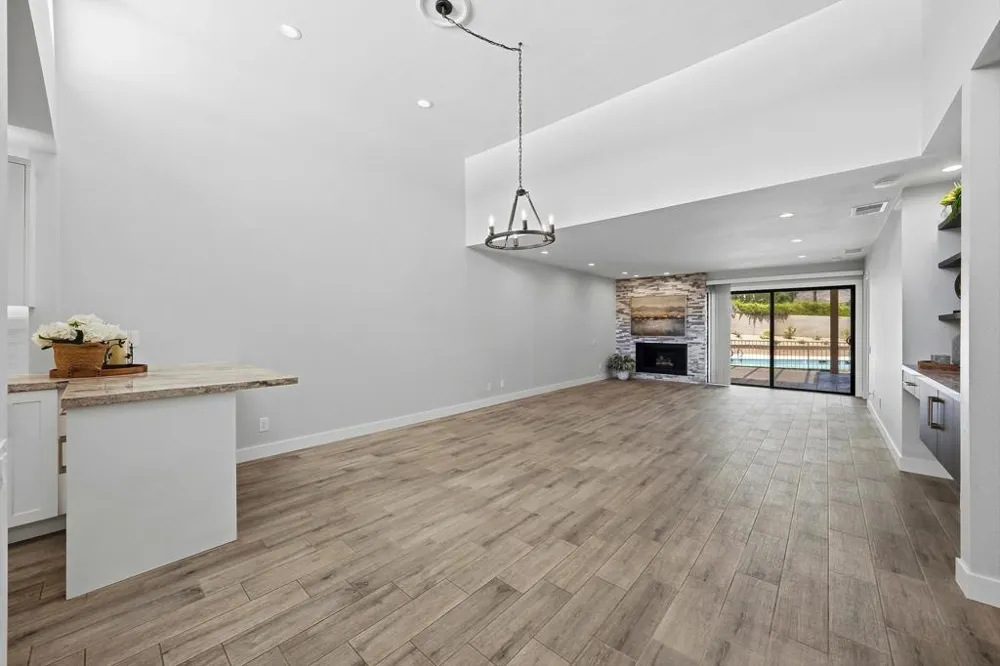 48963 Canyon Crest Lane Palm Desert, CA 92260