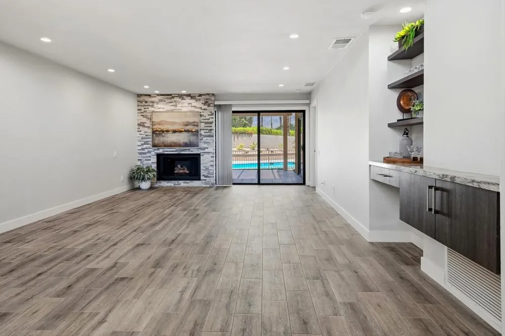 48963 Canyon Crest Lane Palm Desert, CA 92260