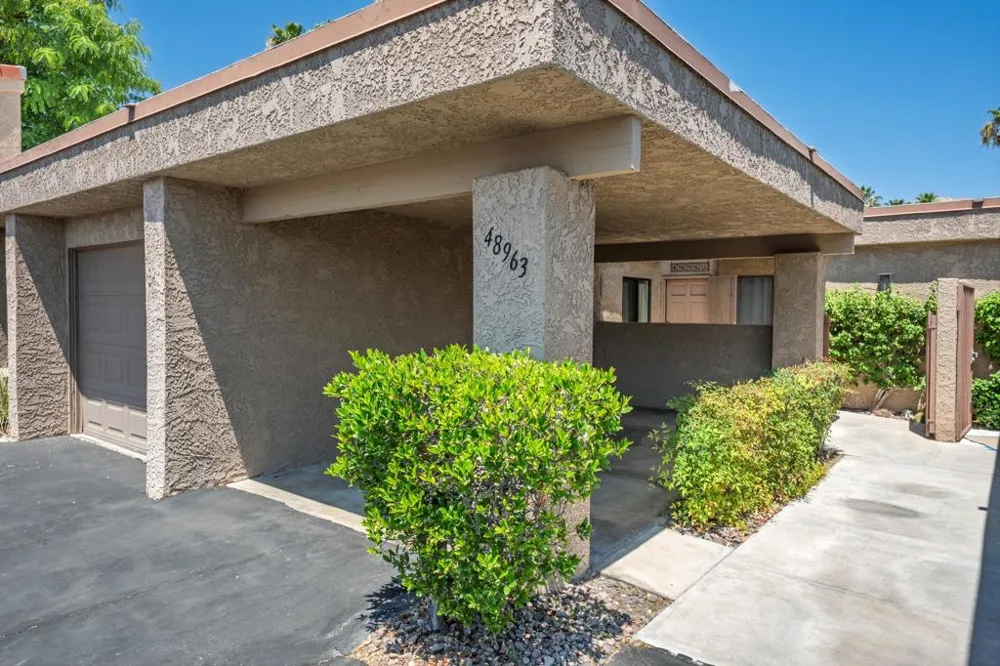 48963 Canyon Crest Lane Palm Desert, CA 92260
