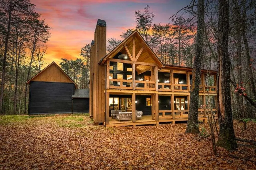 45 Shermans Court McCaysville, GA 30555