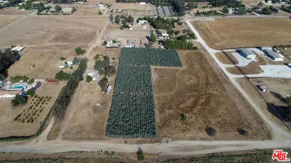 32430 Haleblian Road Menifee, CA 92584