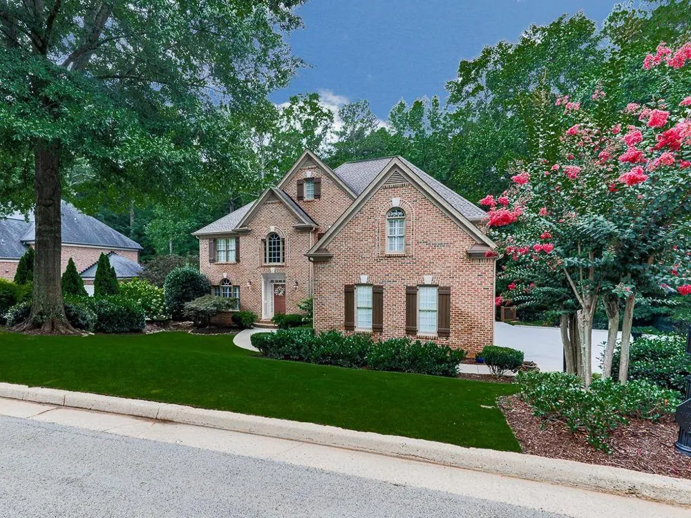 5037 Towne Lake Hills North Woodstock, GA 30189