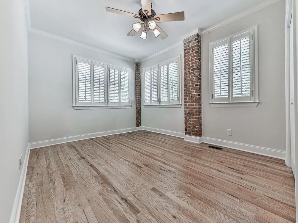 5037 Towne Lake Hills North Woodstock, GA 30189