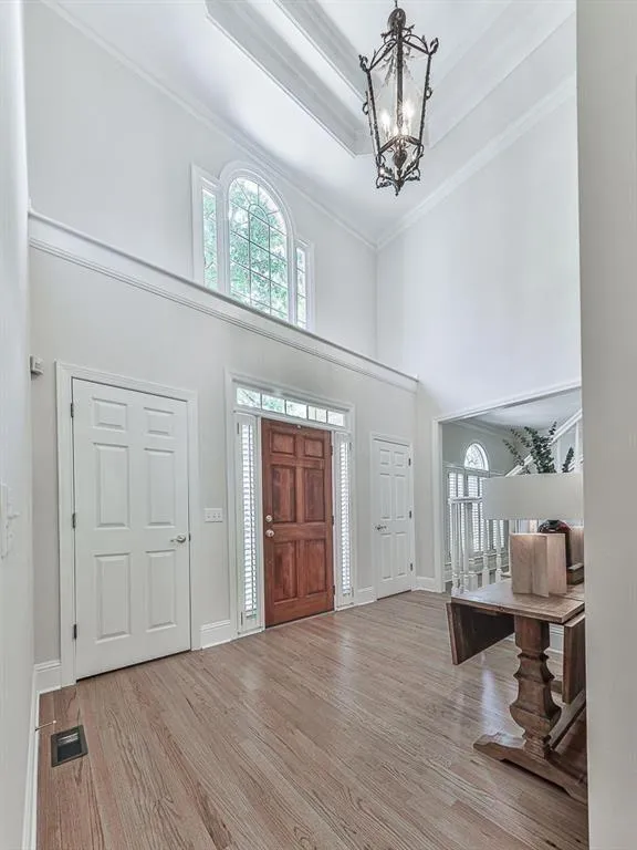 5037 Towne Lake Hills North Woodstock, GA 30189