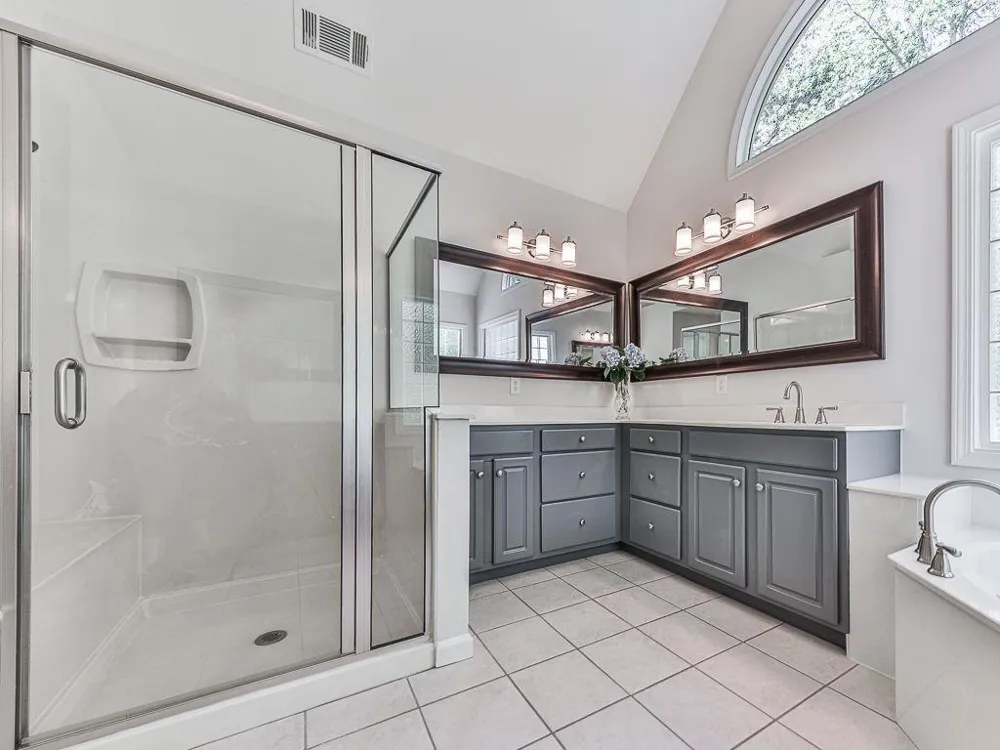 5037 Towne Lake Hills North Woodstock, GA 30189