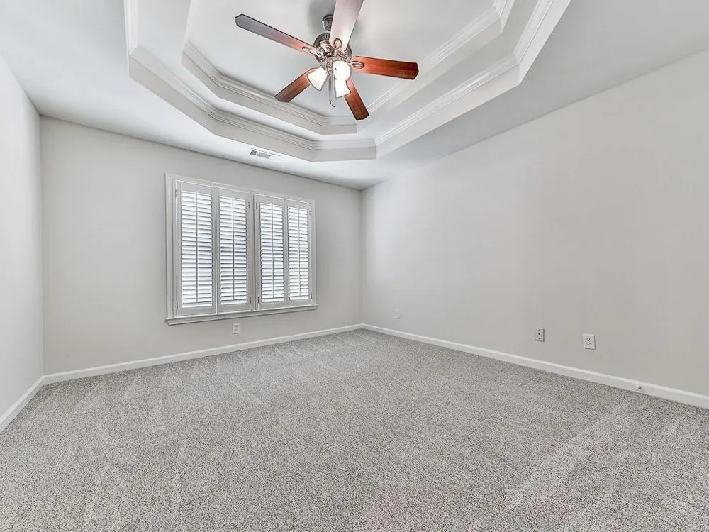5037 Towne Lake Hills North Woodstock, GA 30189