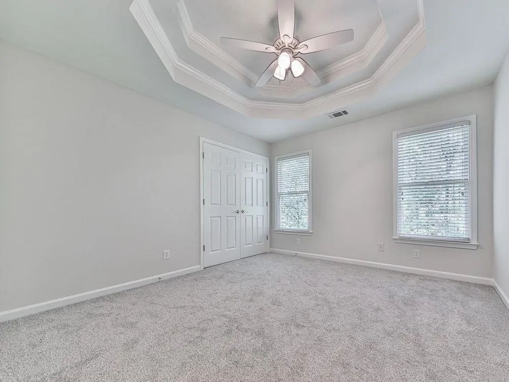 5037 Towne Lake Hills North Woodstock, GA 30189