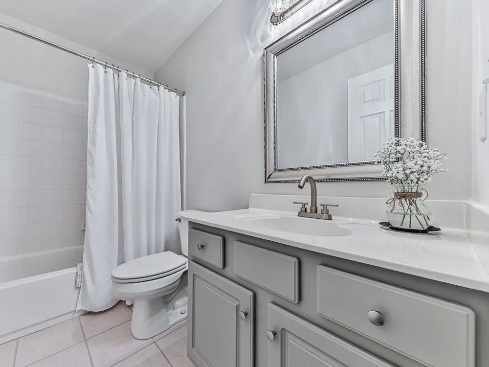 5037 Towne Lake Hills North Woodstock, GA 30189
