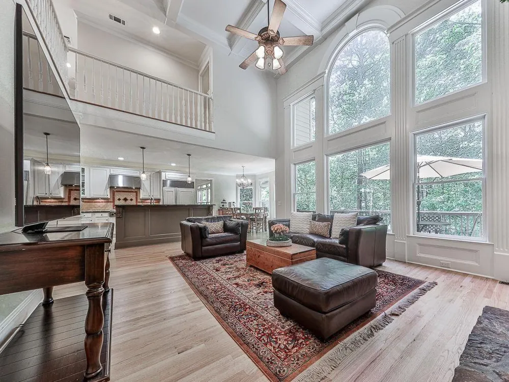 5037 Towne Lake Hills North Woodstock, GA 30189