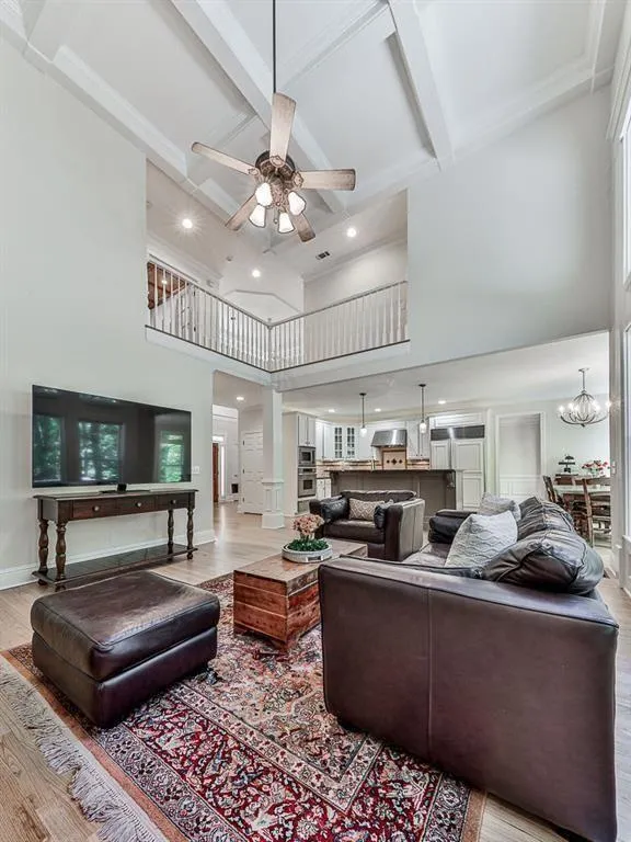 5037 Towne Lake Hills North Woodstock, GA 30189