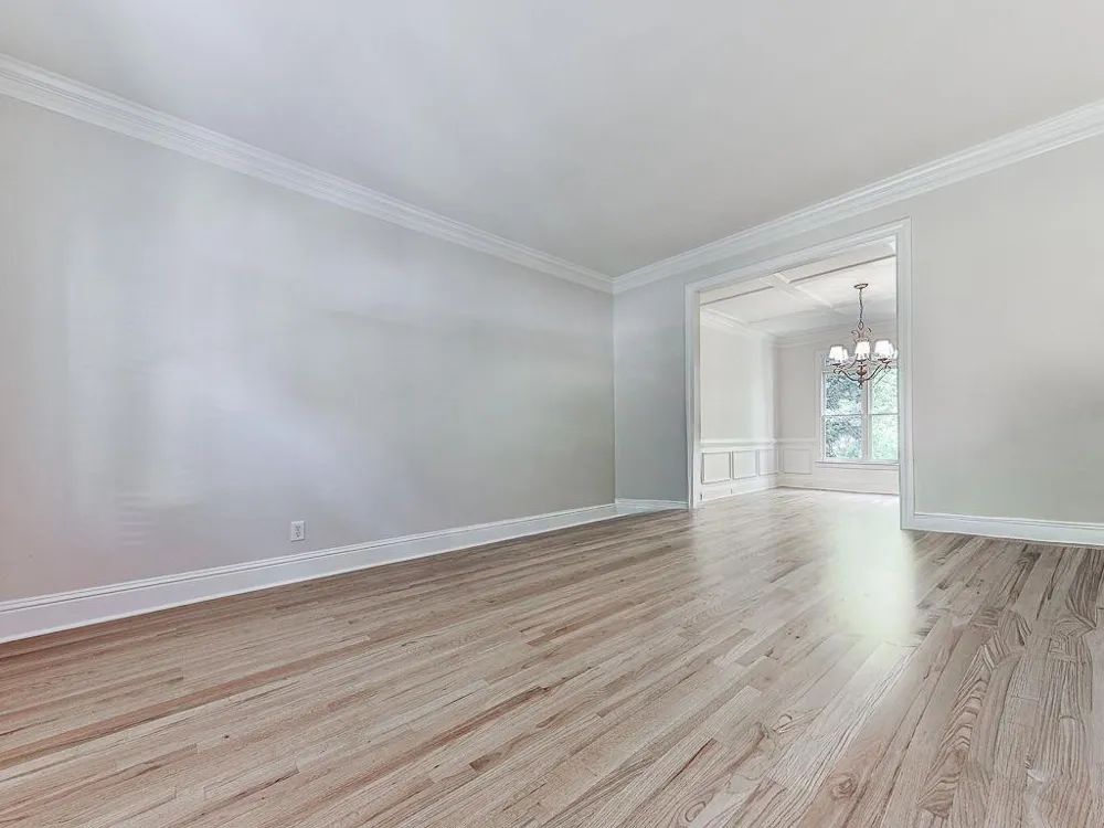 5037 Towne Lake Hills North Woodstock, GA 30189
